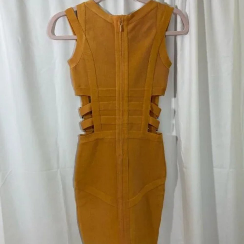 Amazing Herve Leger dress gold hardware size small - Picture 5 of 5